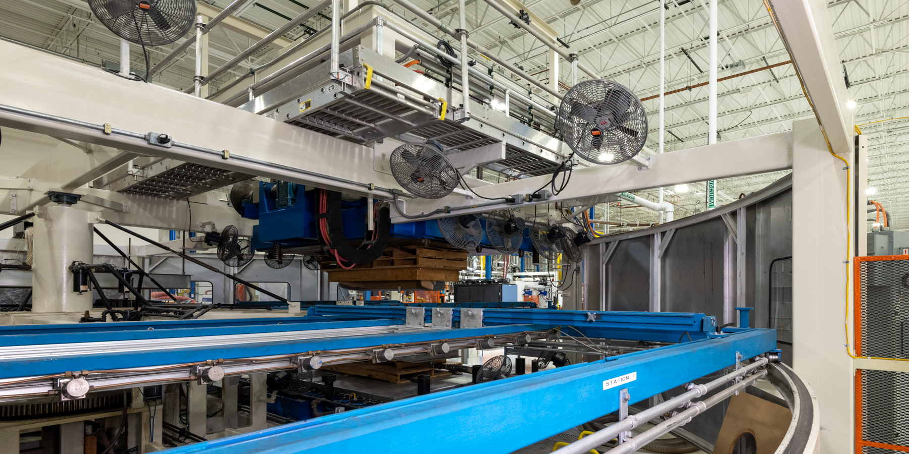 /blogs/Thermoforming-Vs-Injection-Molding